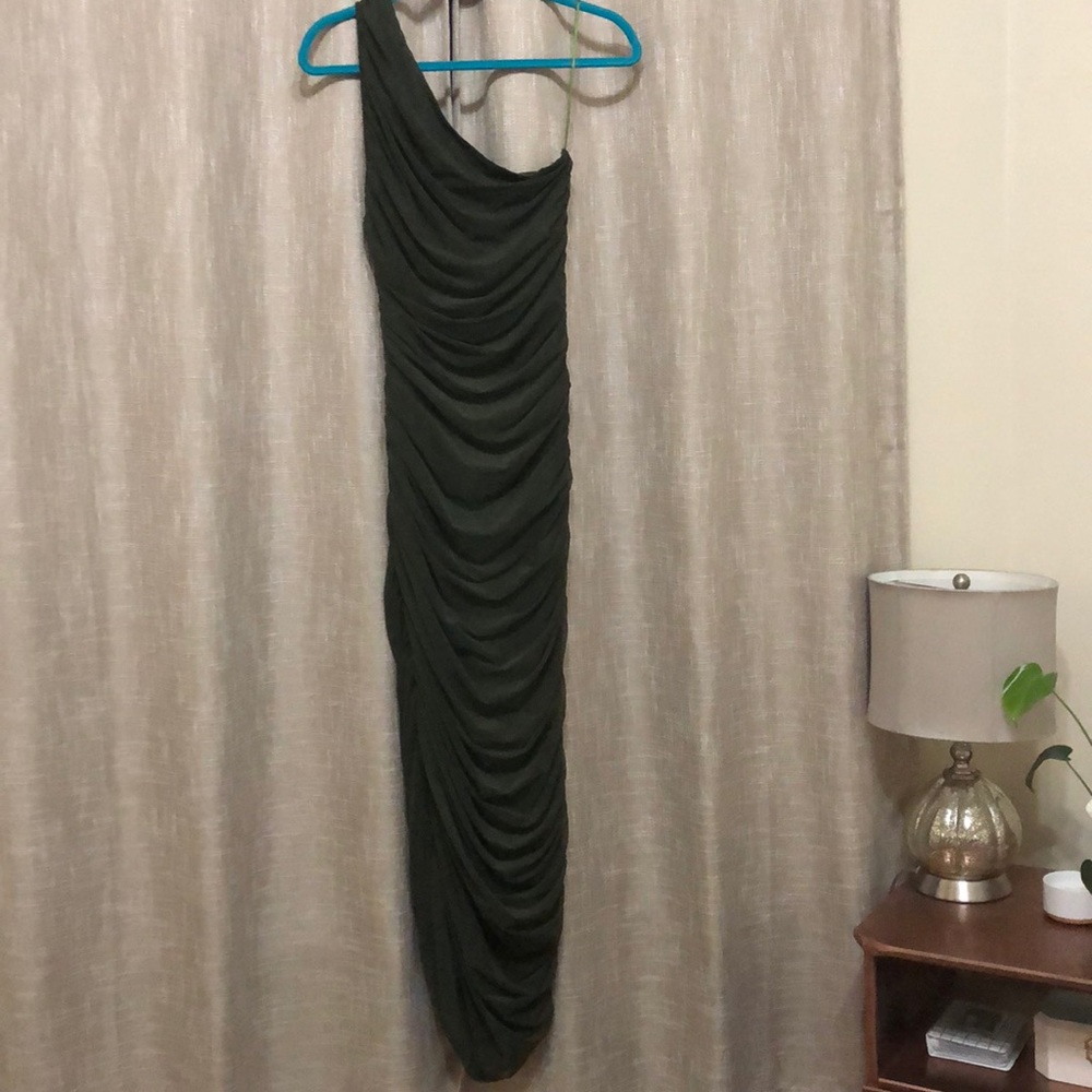 Ruching, army green one shoulder! Elegant!